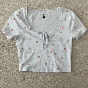 Pacsun ME to WE white floral crop top